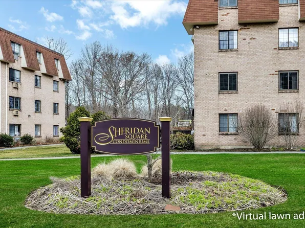 119 Grove Street APT 216, Rockland, MA 02370