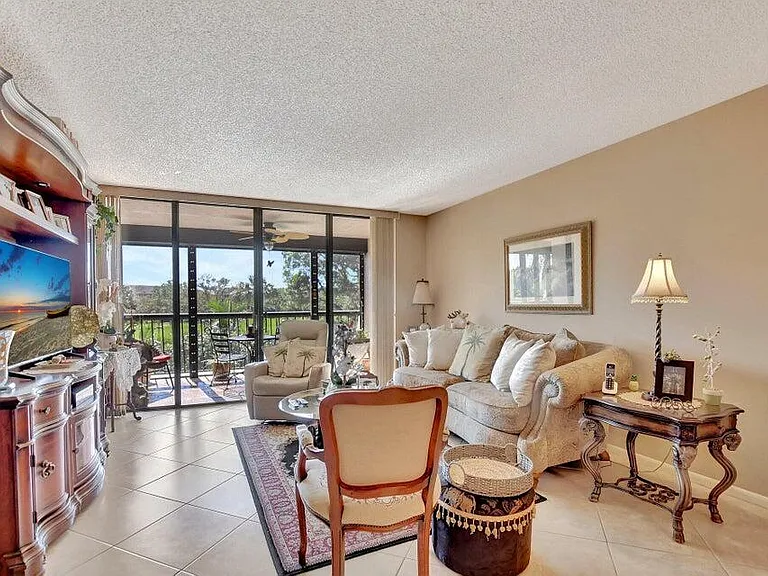 6420 Boca Del Mar Dr #303 — Photo 1