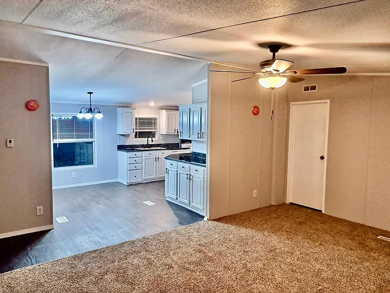 16414 Trenda Ct — Photo 3