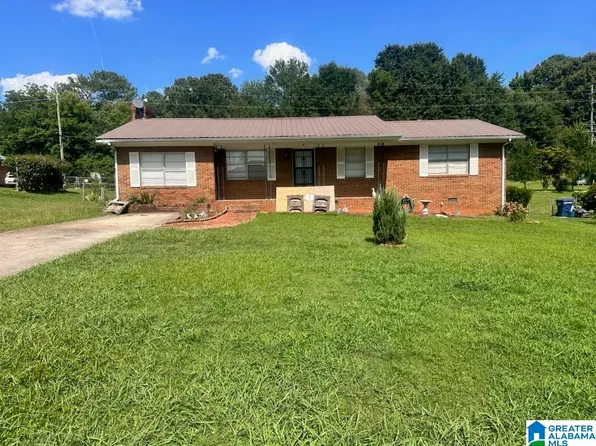 109 Brenda Rd, Anniston, AL 36206
