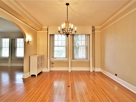 3rd image of 2140 Bonnycastle Ave APT 3B