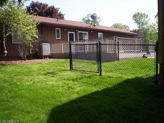 5th image of 1174 East Ave