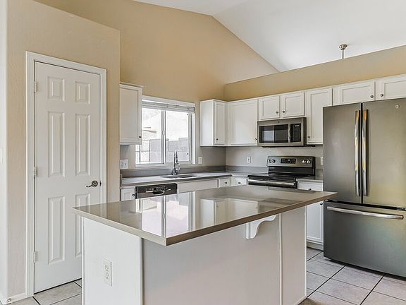 5th image of 434 N 110th St