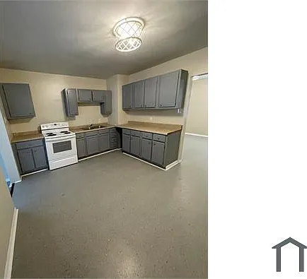1357 Douglas St — Photo 4