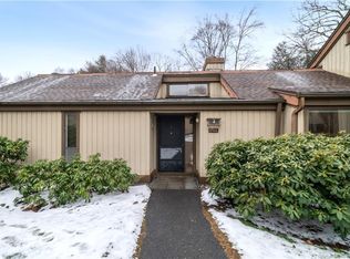 975 Heritage Vlg #A, Southbury, CT 06488