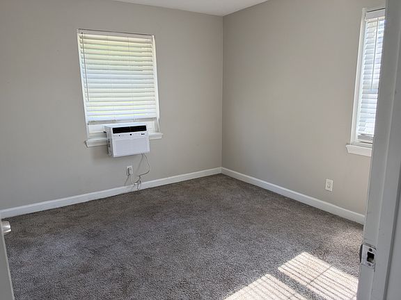 3rd image of 1410 Brewer Rd #1420-A