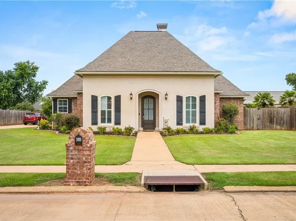 305 Ledet Dr, Natchitoches, LA 71457