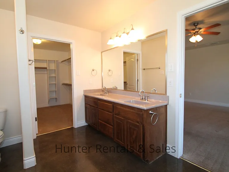 159 County Road 3377 — Photo 18