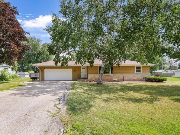 1025 Home Ave, Menasha, WI 54952