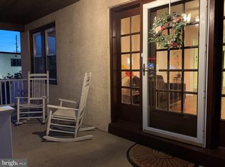 18 Ridge Blvd, Brookhaven, PA 19015