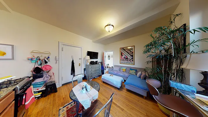 Rented by Bond New York | media 15