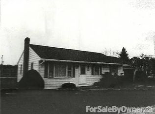 860 Baer Ave, Hanover, PA 17331