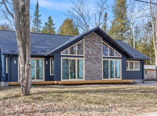 27 Whippoorwill Rd, Lions Head, ON N0H 1W0