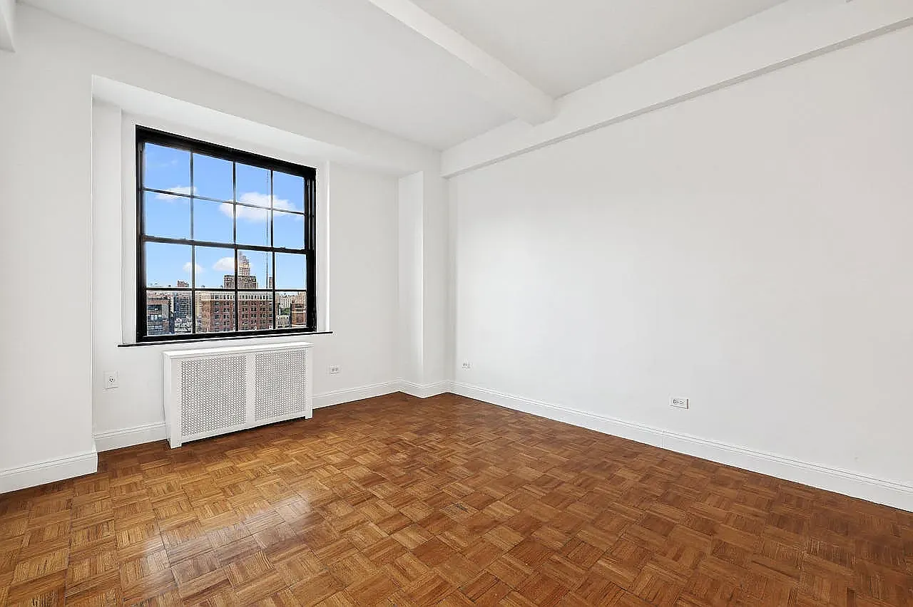 160 West 71st Street — Photo 3