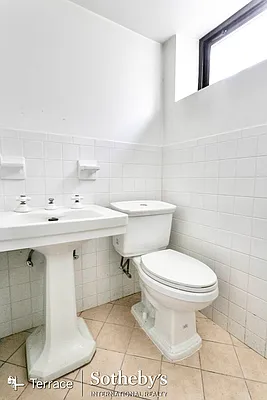 Sold by Terrace Sotheby's International Realty | media 83