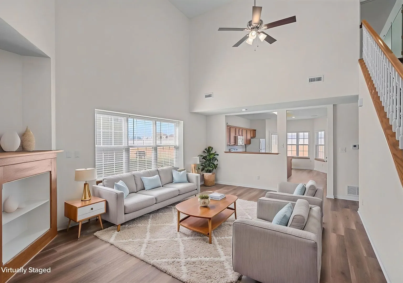 Spacious Home with Large Bedrooms & Ample Storage - Available NOW!! — Photo 4