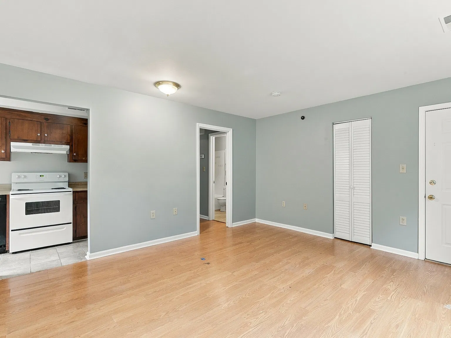 6661 Cedar Lake Dr — Photo 3