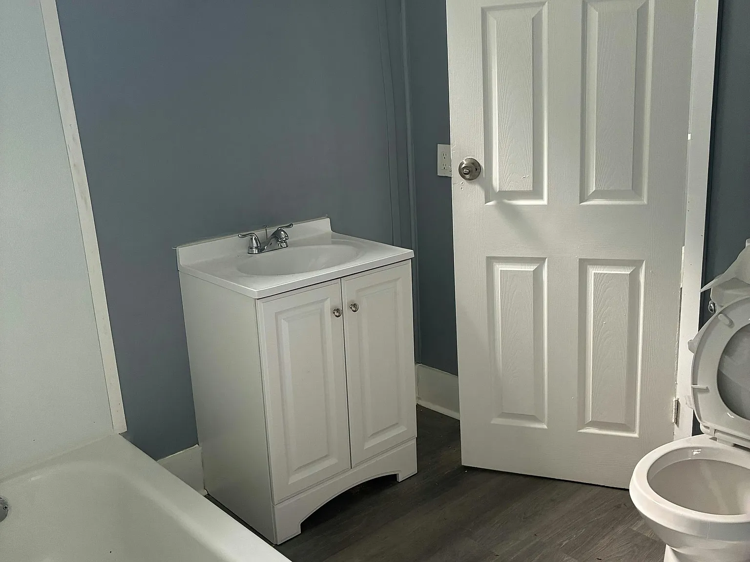 4 bed, 1299 sqft, $1,400 — Photo 2