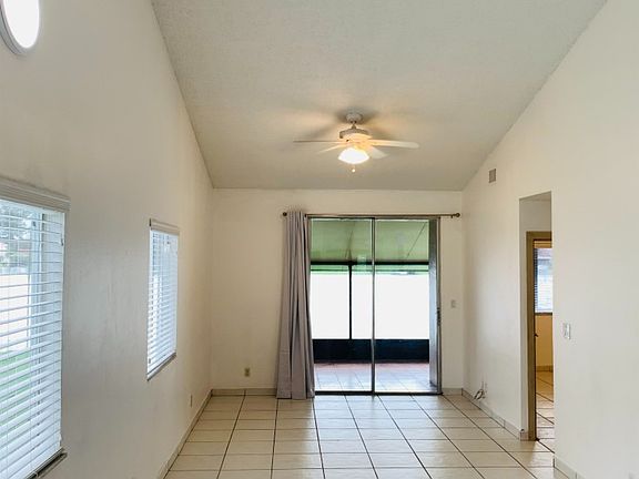 4th image of 5550 SW 28th Ter #5550