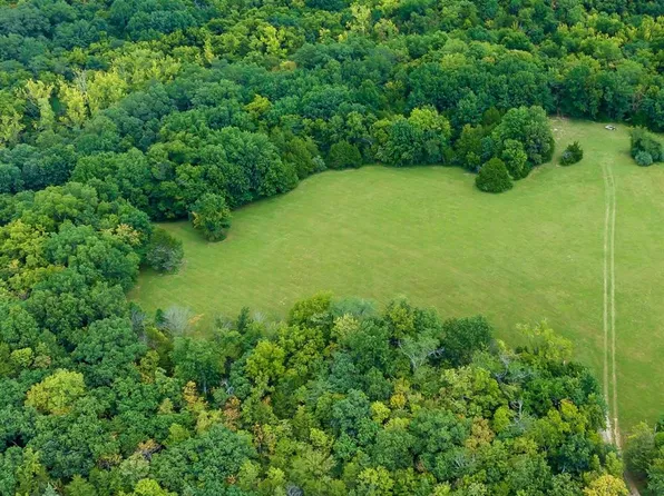 Acorn Ln, Elsberry, MO 63343