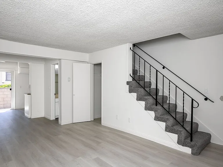 216 Palmetto Dr — Photo 24