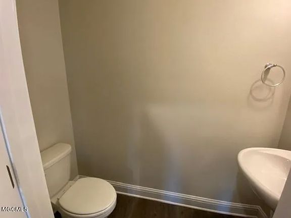 4th image of 7117 Glen Eagle Dr