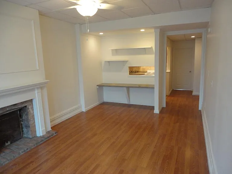 570 Madison Ave #1 — Photo 3