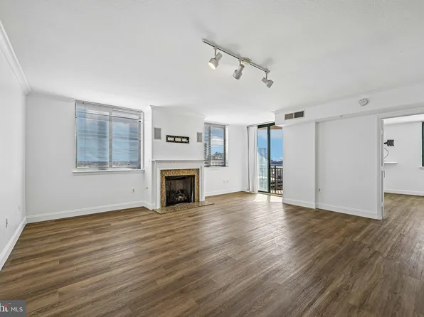 414 Water St Unit 1513, Baltimore, MD 21202