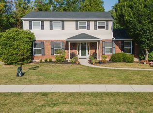 8069 Ashgrove Dr, Cincinnati, OH 45244