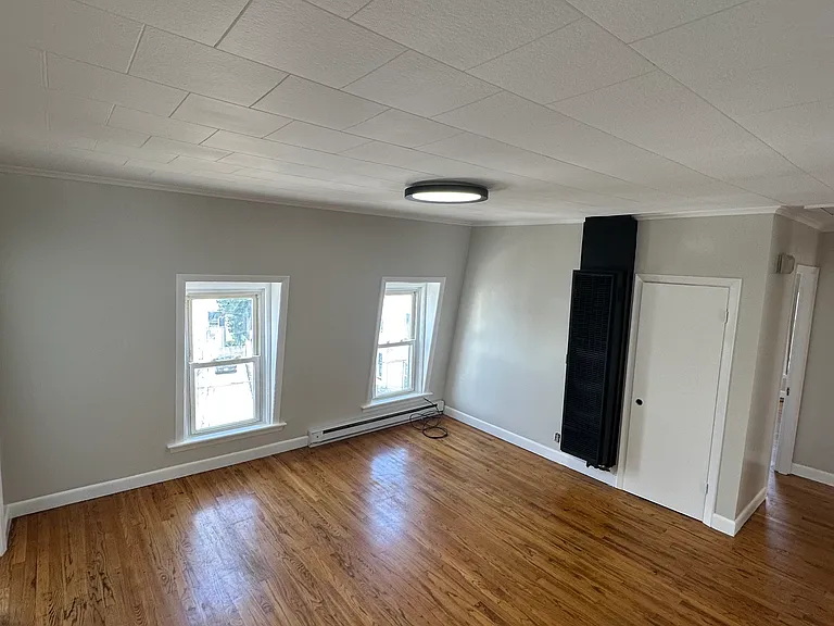 3 Forest St #3A — Photo 6