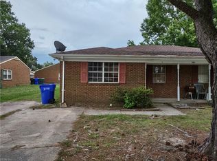 6080 Camellia Dr APT A, Suffolk, VA 23435