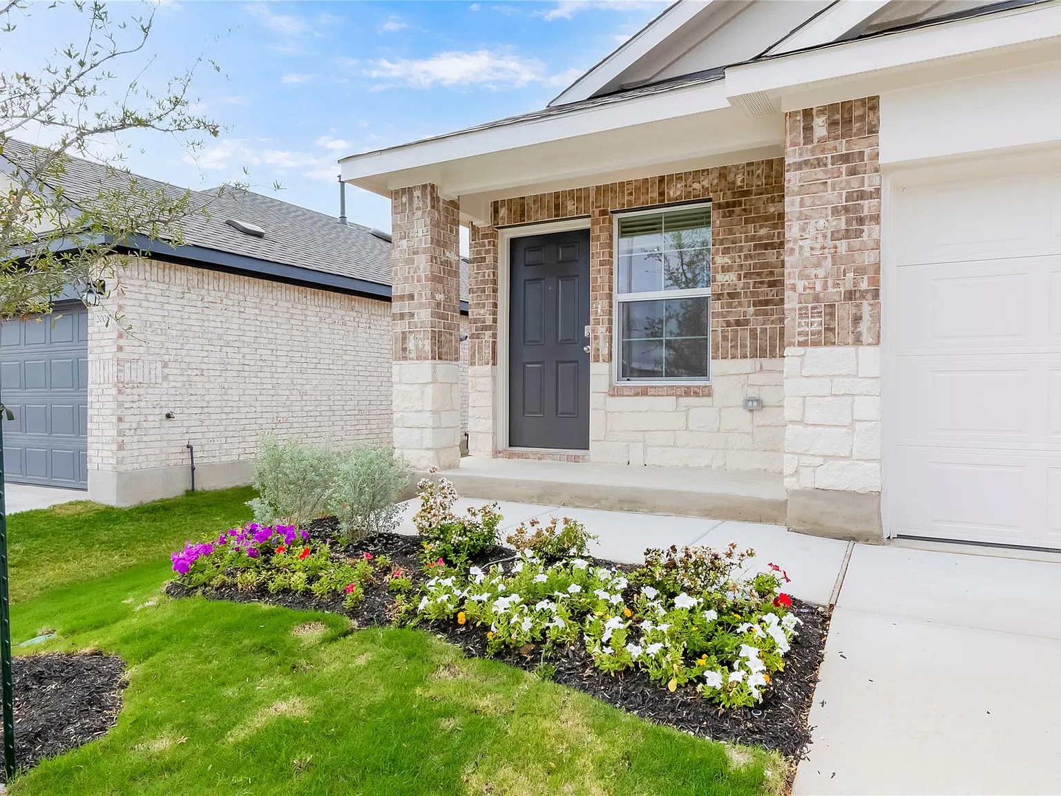 3 bed, 2.0 bath, 1535 sqft, $1,950 — Photo 4