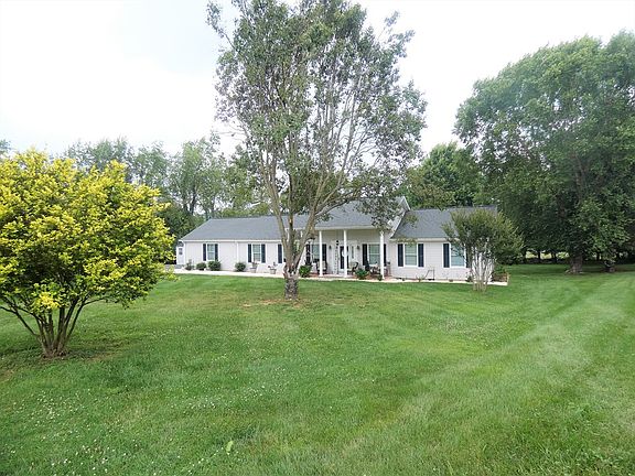 3rd image of 19230 Sterling Dr