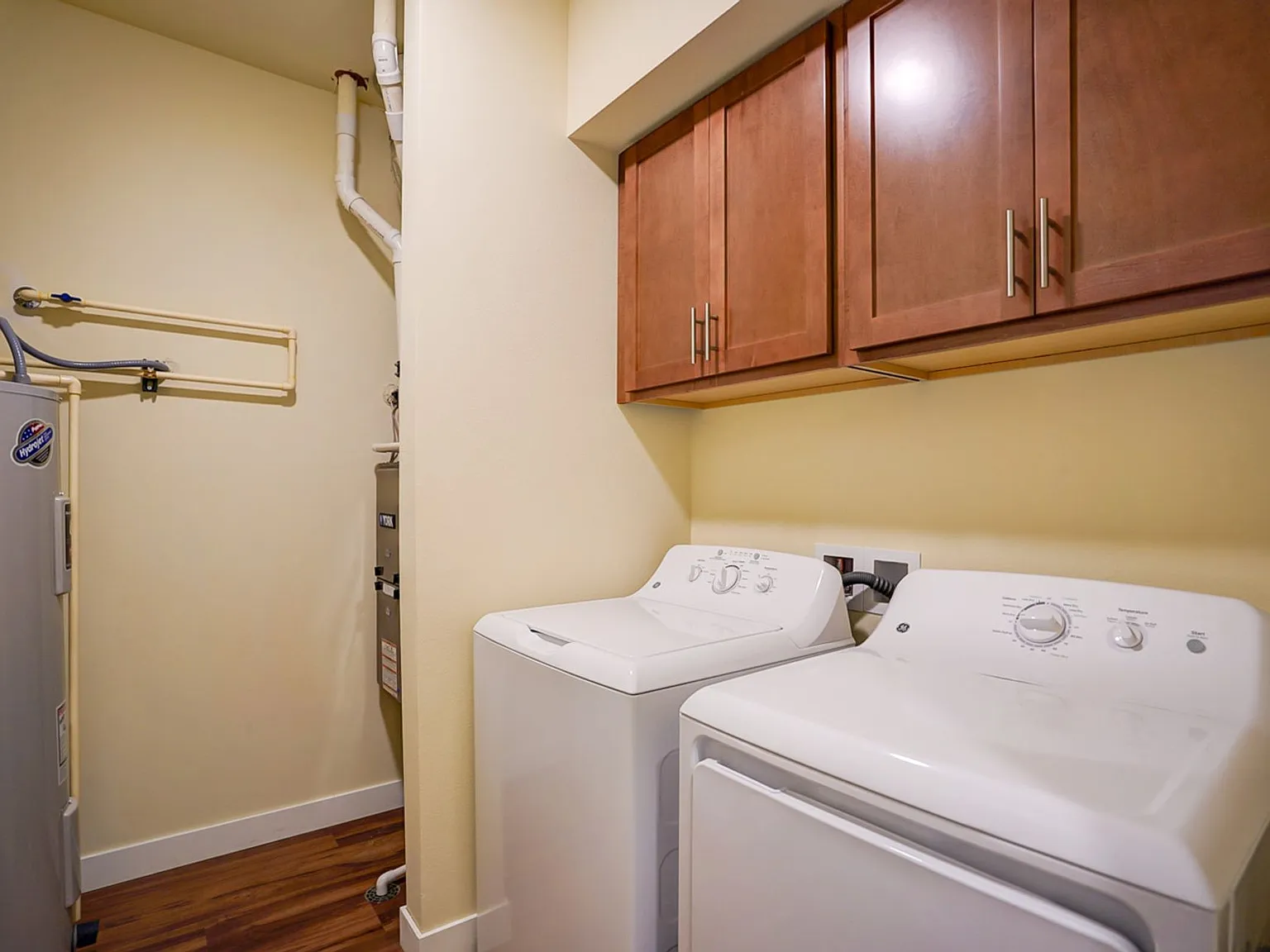 Stonewood - 1270 — Photo 4