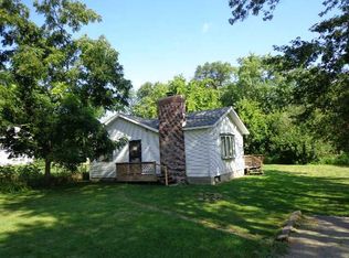5404 Euclid Dr, Mchenry, IL 60050