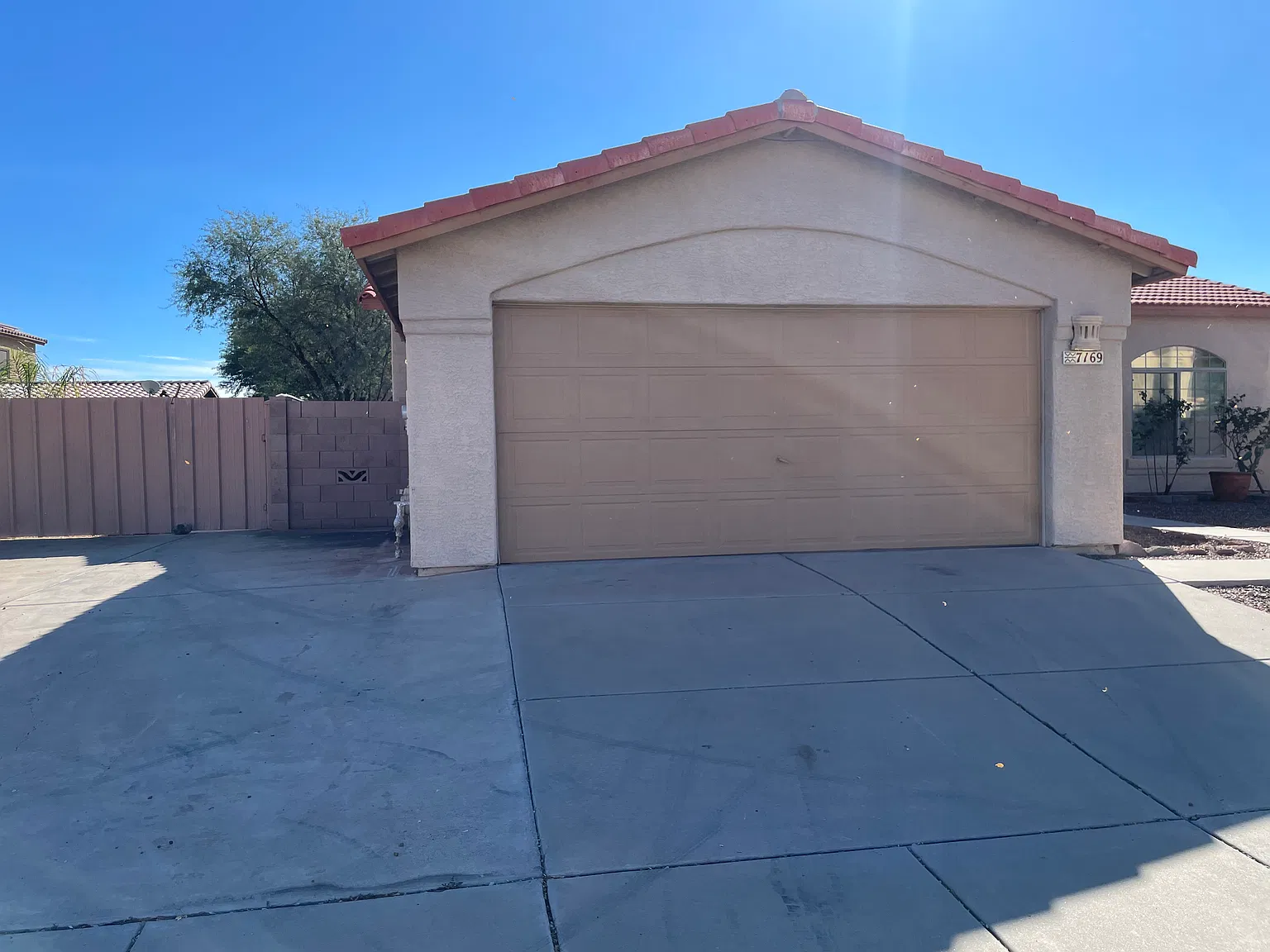 3 bed, 1301 sqft, $2,000 — Photo 3