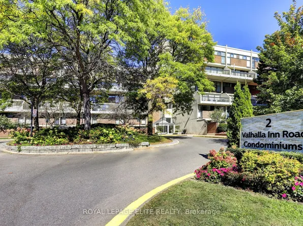 2 Valhalla Inn Rd #250, Toronto, ON M9B 6C3