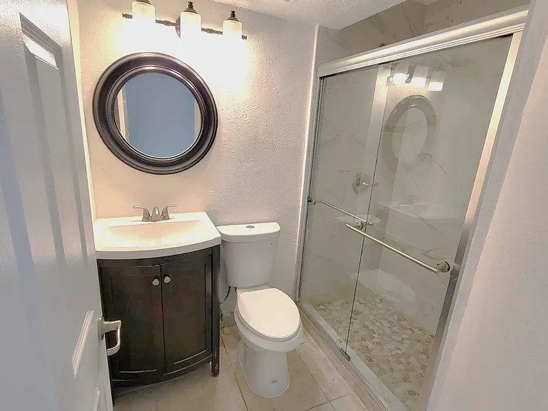 20758 SW 83rd Ave — Photo 14