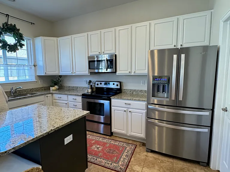 1652 Cherry Hills Ln — Photo 12