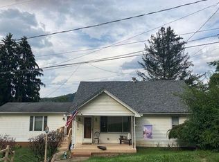 180 Reservoir Rd, Wheeling, WV 26003