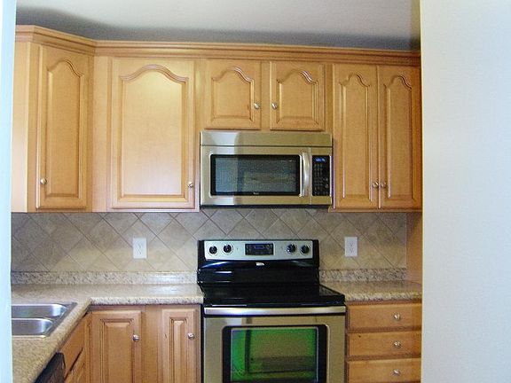Stainless Stove & Microwave