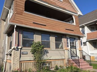 2 bed, 1.0 bath, 1035 sqft, $850, Cleveland, OH 44105