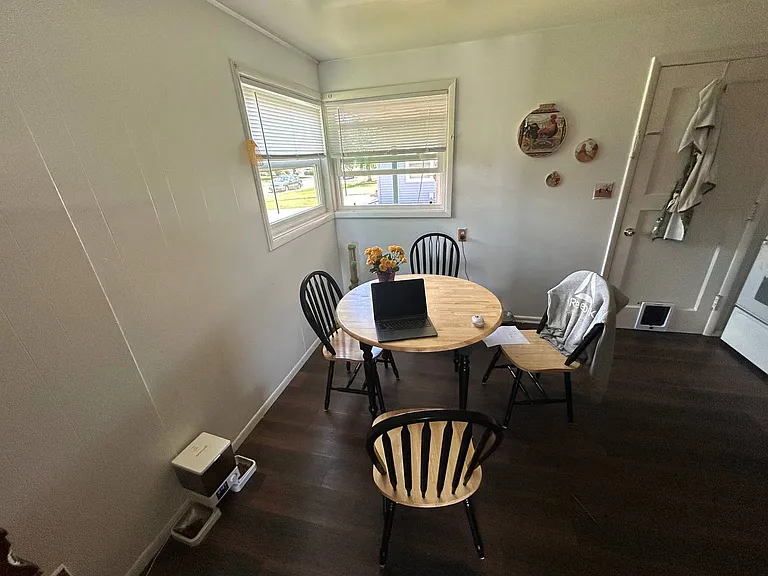2405 W Columbia Ave — Photo 17