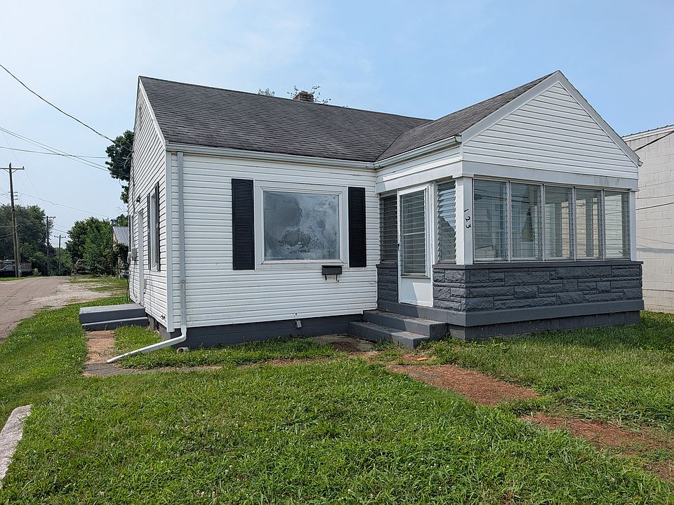 1st image of 123 W 30th St