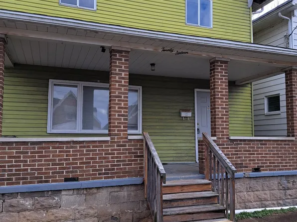2016 Victoria Ave, Arnold, PA 15068