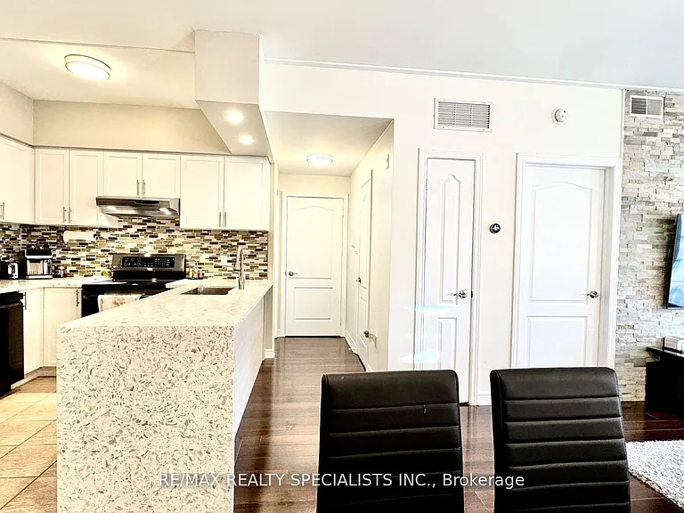 4016 Kilmer Dr #112 — Photo 31
