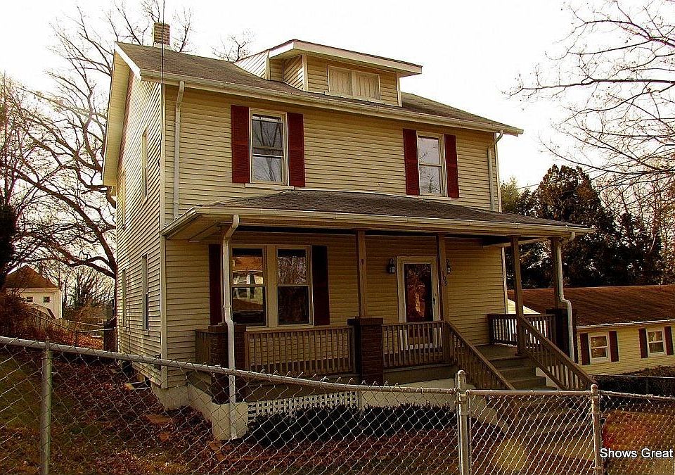For Sale: 1109 17th ST SE, Roanoke, Virginia 24013