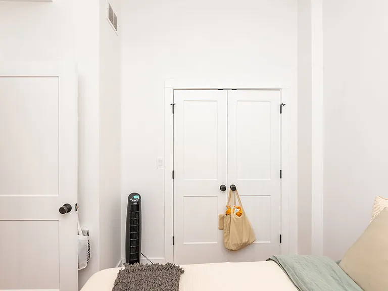 3517 N Reta Ave #2F — Photo 12