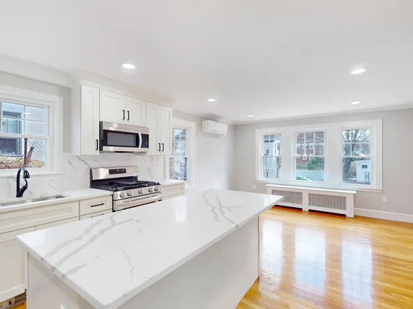 11 Ridgemont St #1, Allston, MA 02134