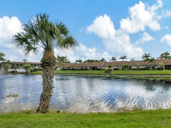 705 Sunny Pine Way #G, Greenacres, FL 33415